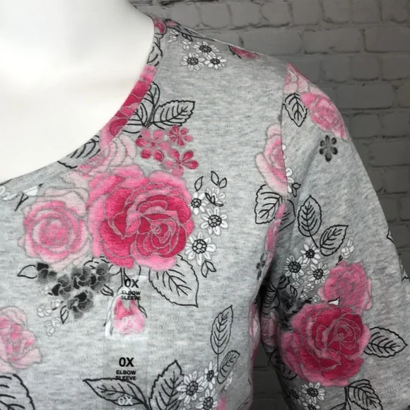 Gray & Pink Rose Print Graphic Tee Plus Size 0X - Picture 5 of 5